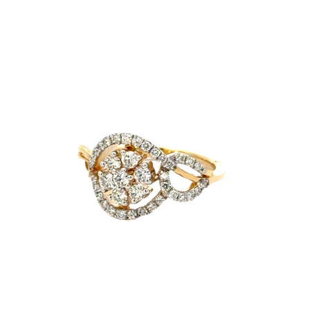 18k Yellow Gold and Diamond Fancy Ring in size 5.5 and total gold weight of 3.58g