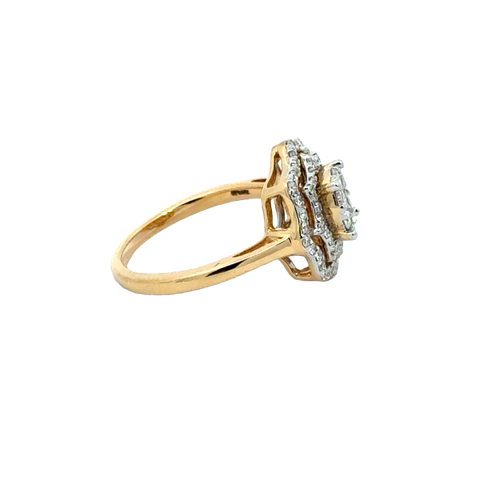 18k Yellow Gold and Diamond Fancy Ring in size 5.5 and total gold weight of 4.54g