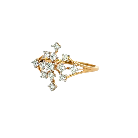 18k Yellow Gold and Diamond Fancy Ring in size 5.5 and total gold weight of 1.91g