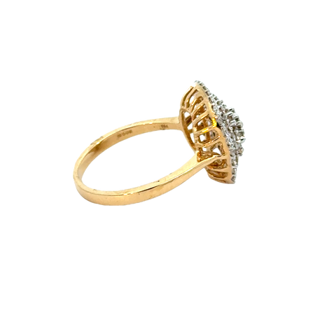 18k Yellow Gold and Diamond Fancy Ring in size 5.5 and total gold weight of 3.45g