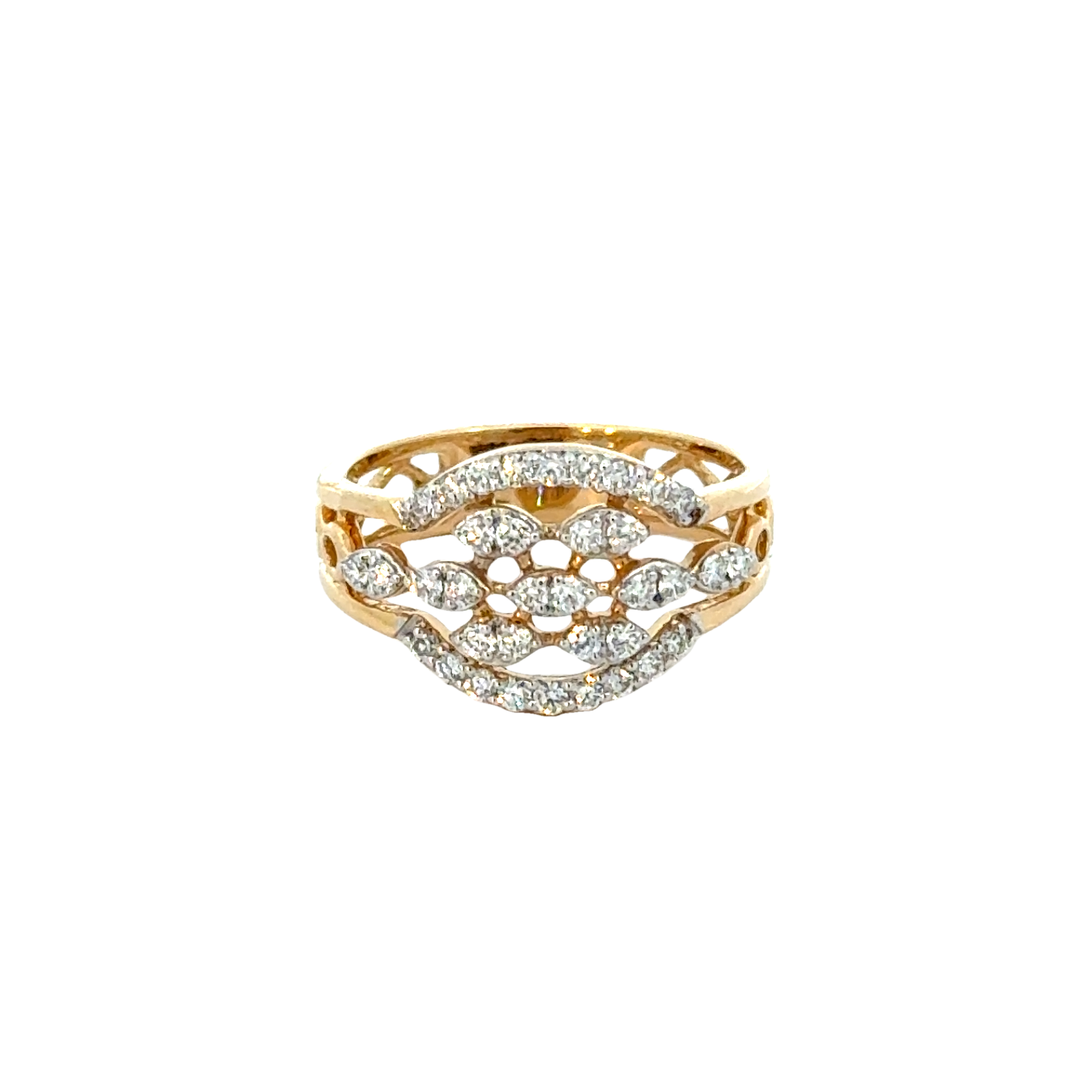 18k Yellow Gold and Diamond Fancy Ring in size 5.5 and total gold weight of 3.66g