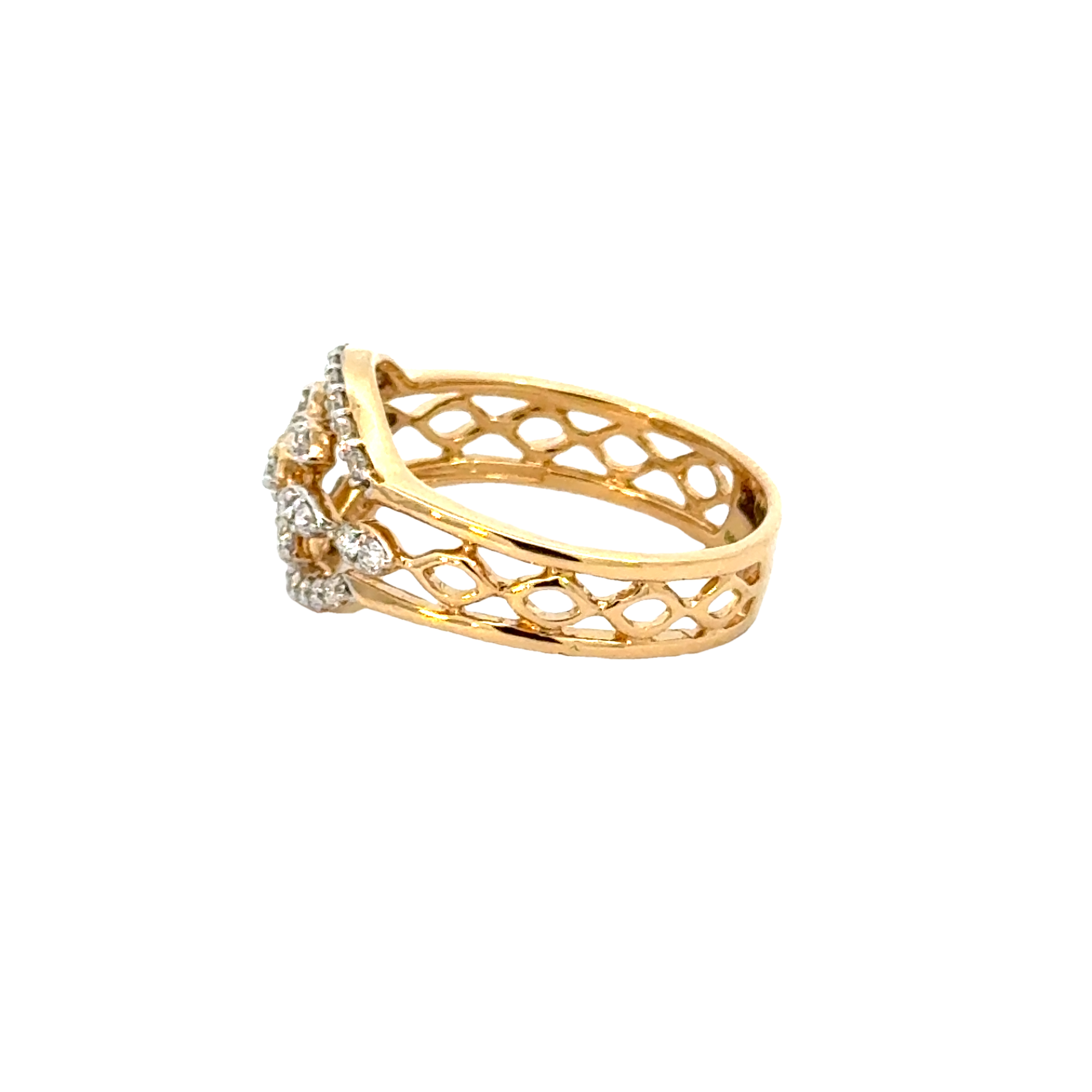 18k Yellow Gold and Diamond Fancy Ring in size 5.5 and total gold weight of 3.66g