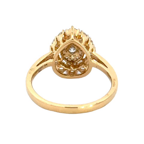 18k Yellow Gold and Diamond Pear Shaped Fancy Ring in size 5.5 and total gold weight of 3.14g