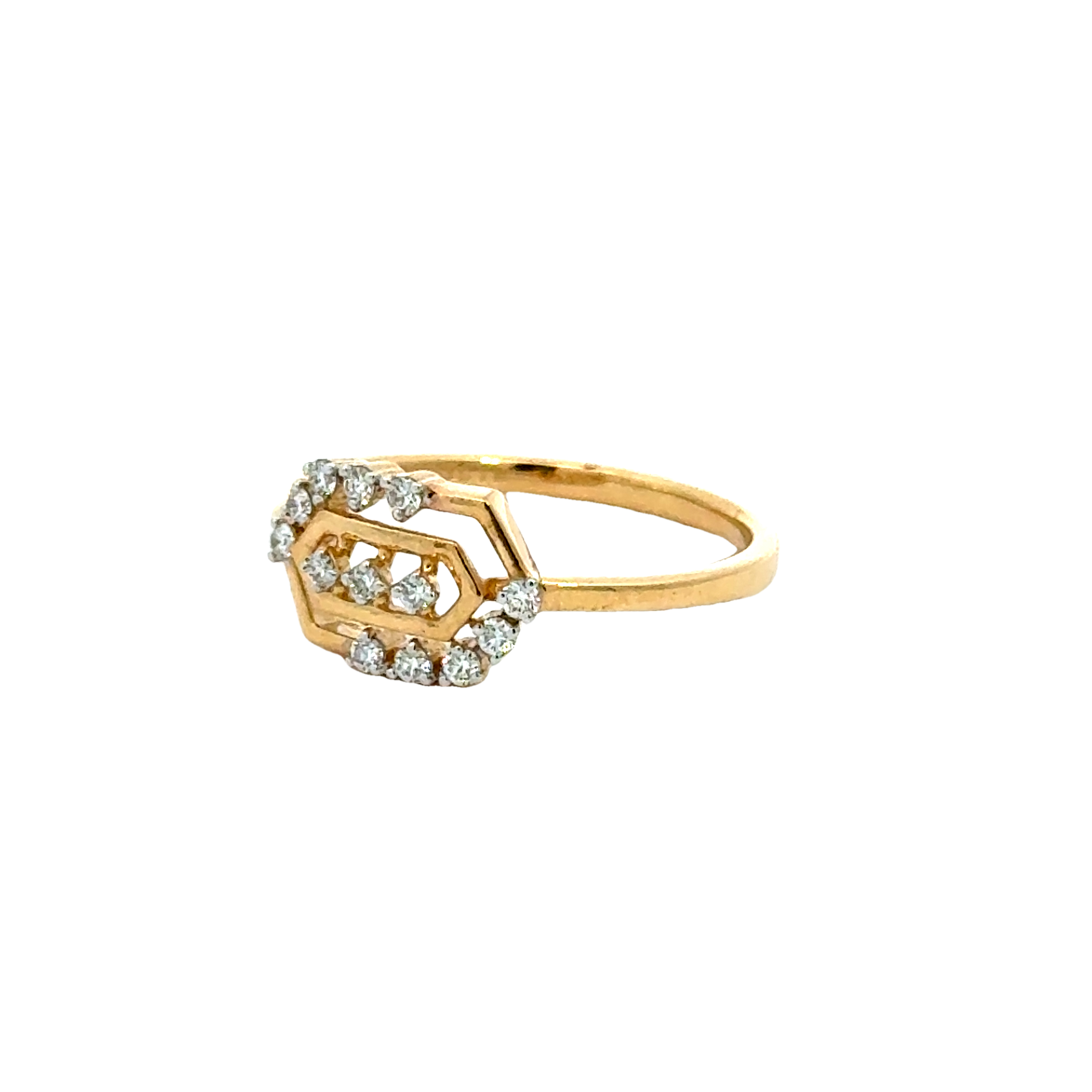 18k Yellow Gold and Diamond Fancy Ring in size 5.5 and total gold weight of 1.9g