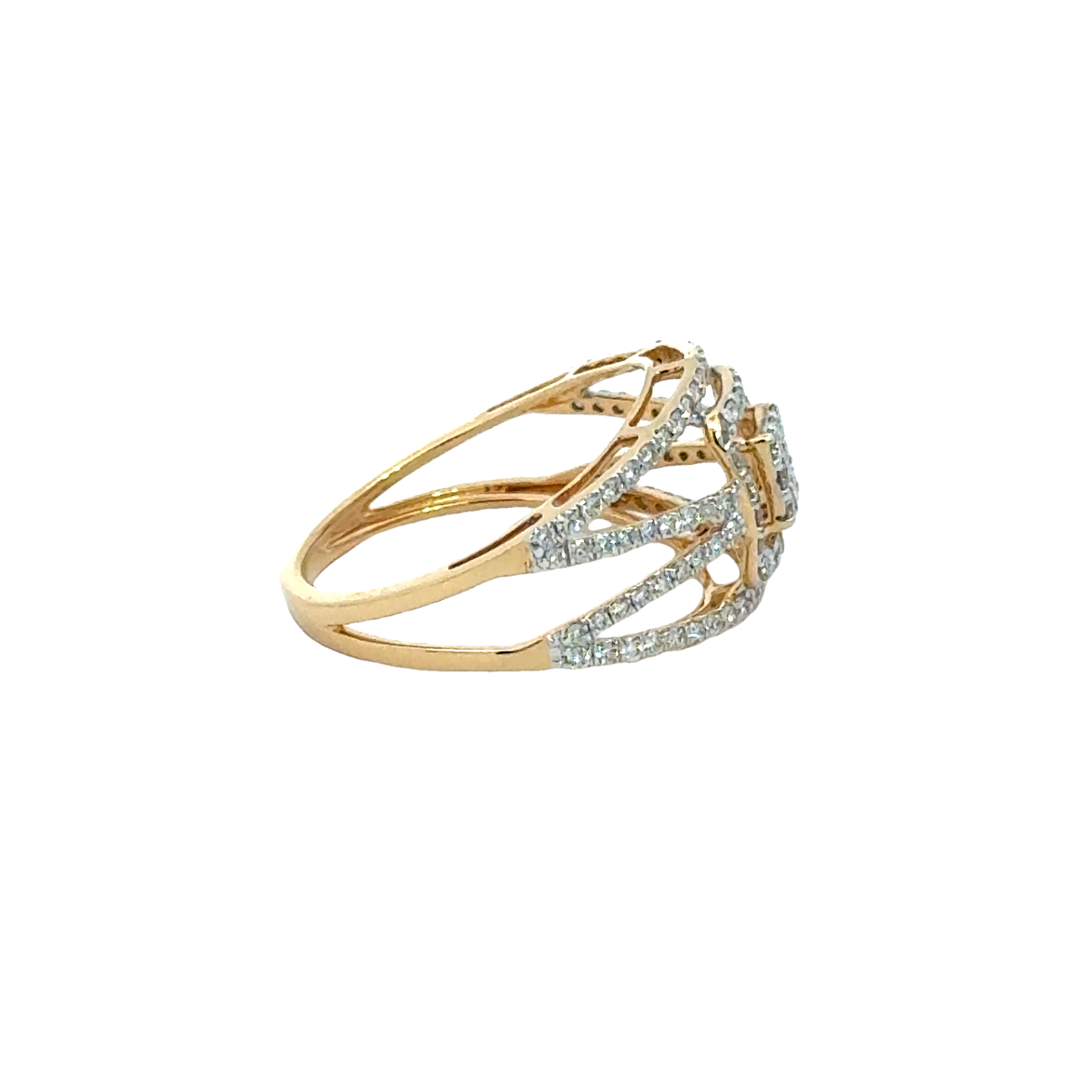 18k Yellow Gold and Diamond Fancy Ring in size 5 and total gold weight of 2.75g