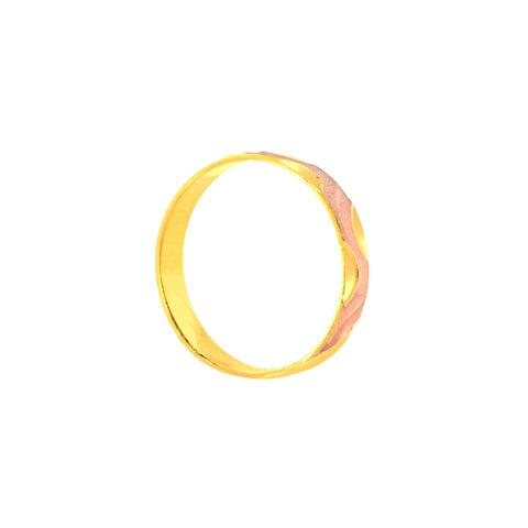 22k Two-Tone Gold Fancy Band Ring in size 10 and total gold weight of 2.5g