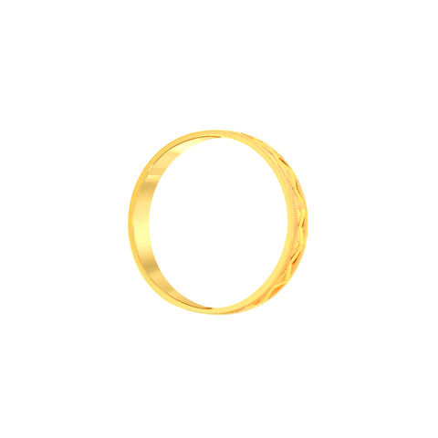 22k Two-Tone Gold Band Ring in size 7.6 and total gold weight of 1.85g