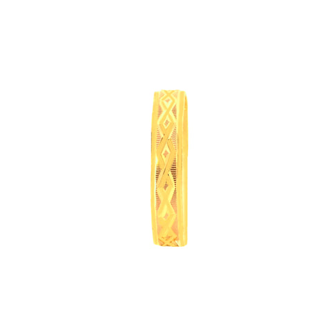 22k Two-Tone Gold Band Ring in size 7.6 and total gold weight of 1.85g