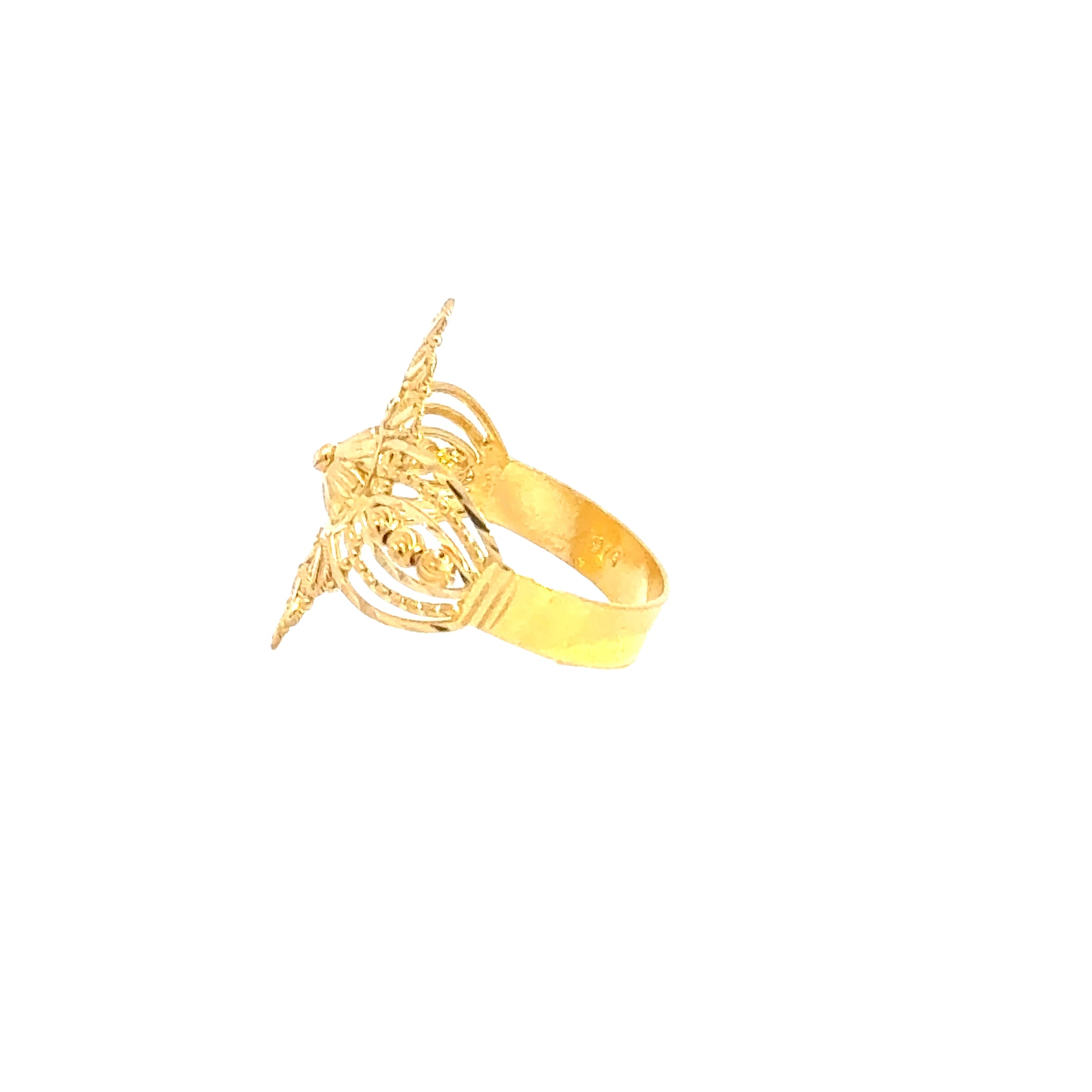 22k Yellow Gold Fancy Filigree Ring measuring 6.5