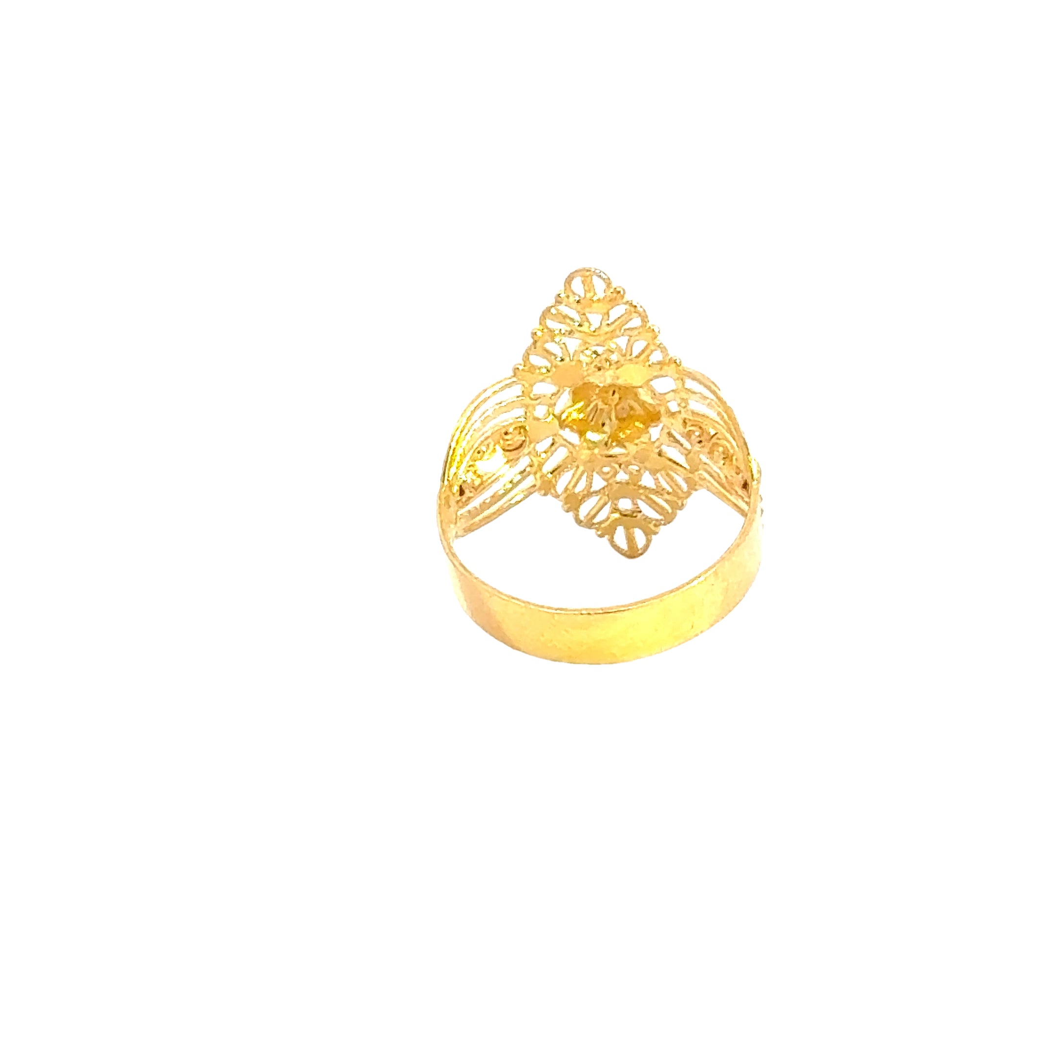 22k Yellow Gold Fancy Filigree Ring measuring 6.5