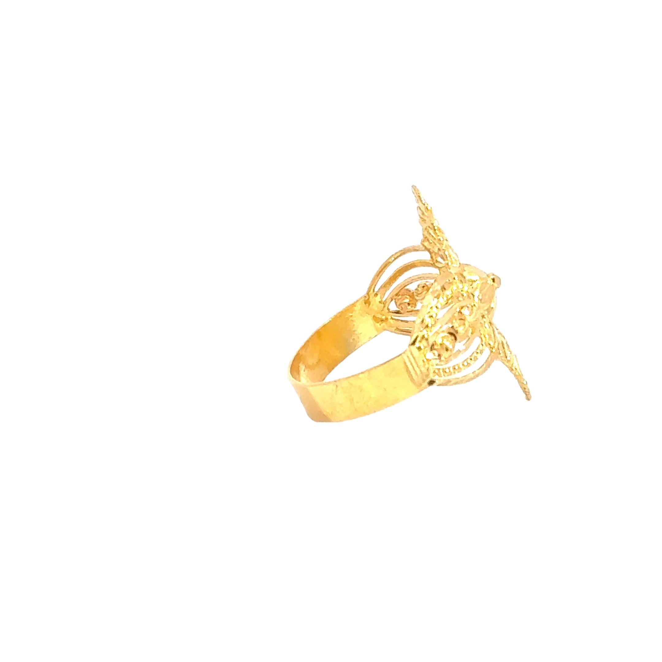 22k Yellow Gold Fancy Filigree Ring measuring 6.5