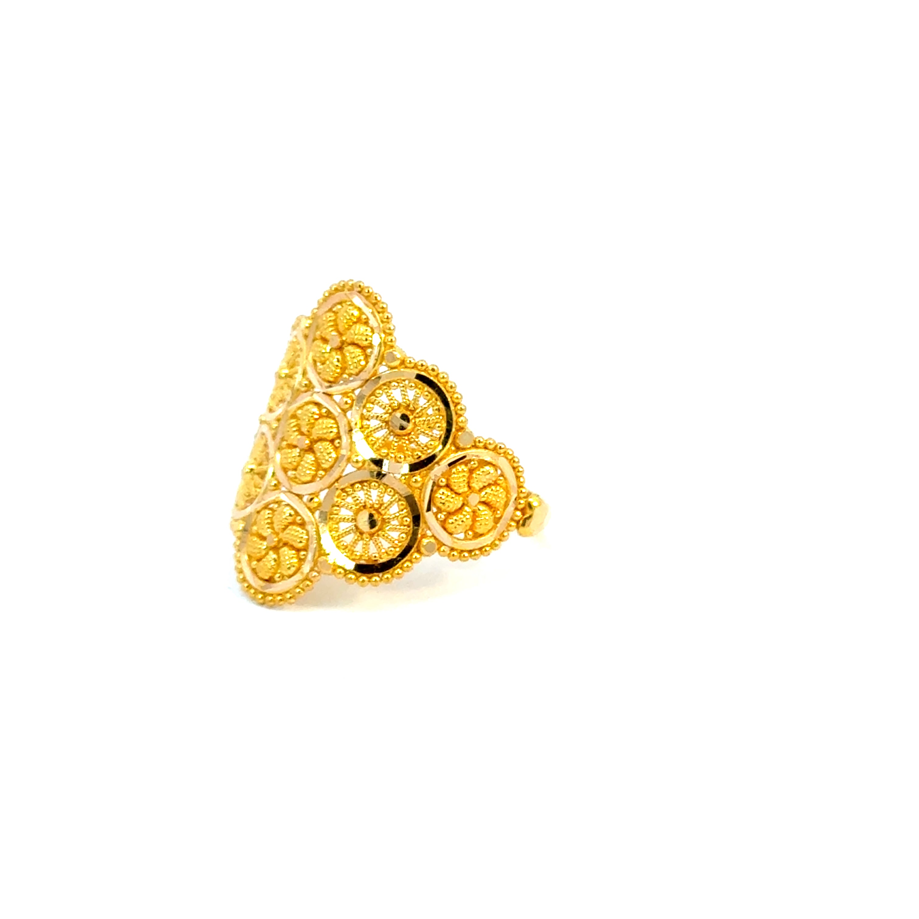 22k Yellow Gold Filigree Cocktail Rings in size 7.5 and total gold weight of 4.27g