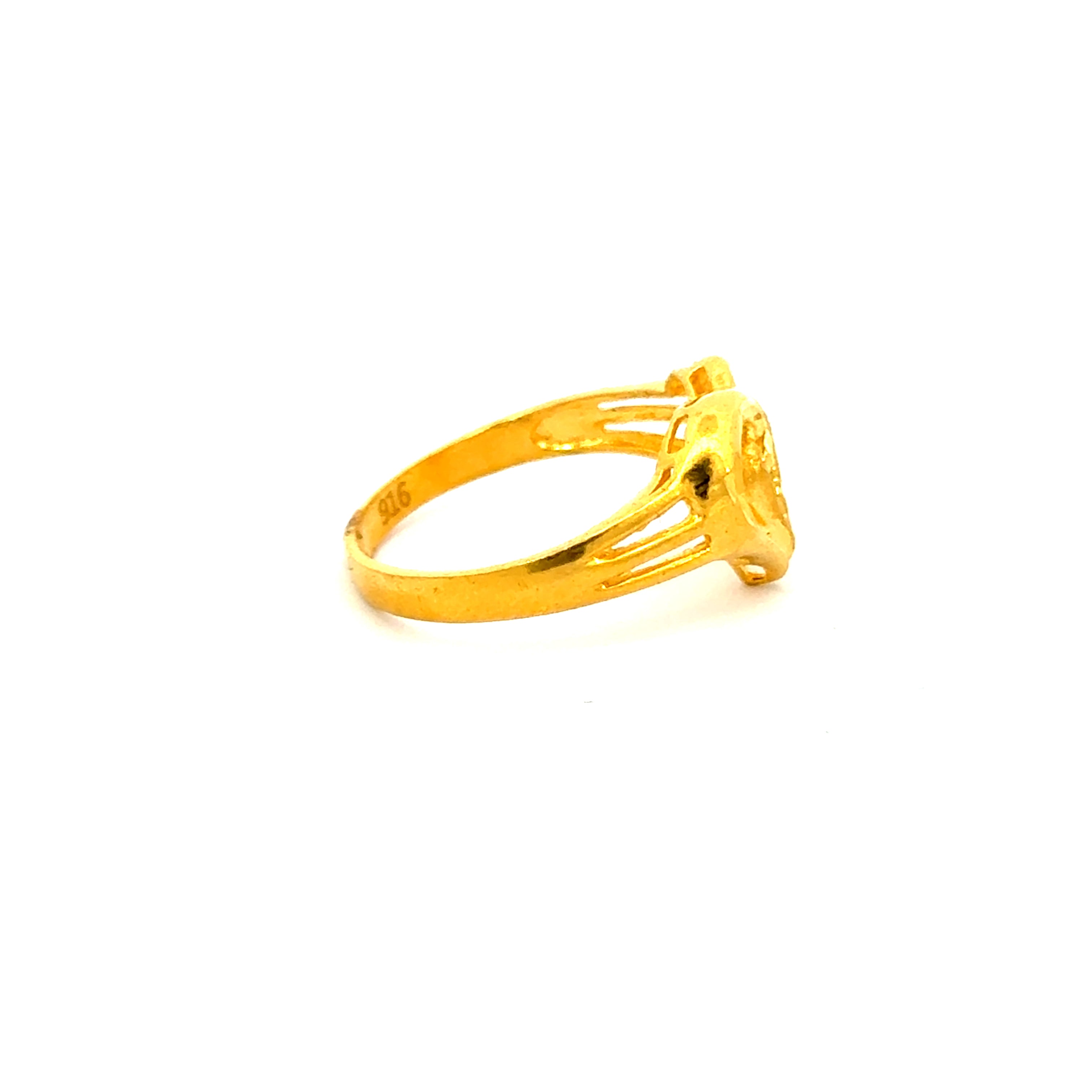 22k Yellow Gold Cocktail Fancy Heart  Rings in size 6.6 and total gold weight of 2.88g