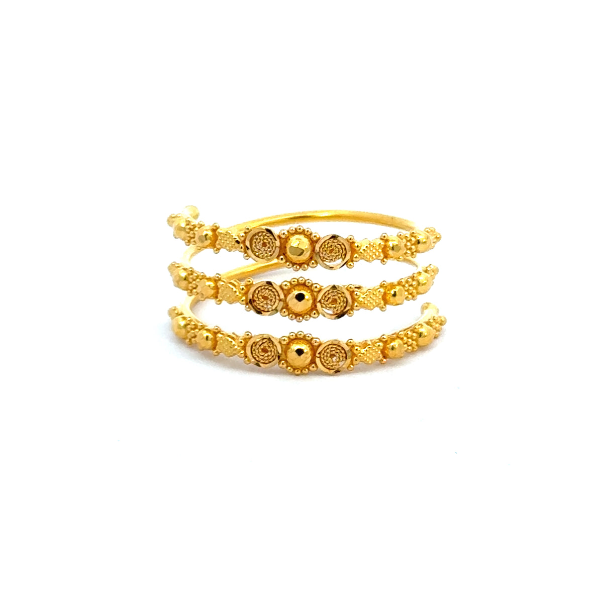 22k Yellow Gold Stacked Filigree Rings in size 7.5 and total gold weight of 4.13g