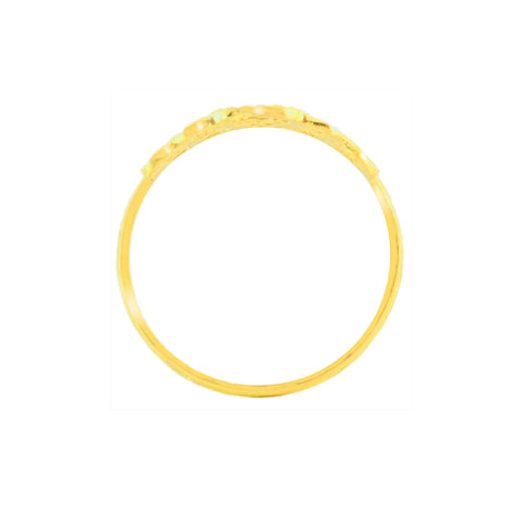 22k Yellow Gold Filigree Ring in size 7.2 and total gold weight of 2.77g