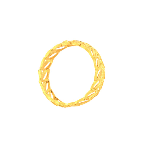 22k Yellow Gold Bands Filigree Rings in size 6.5 and total gold weight of 1.96g