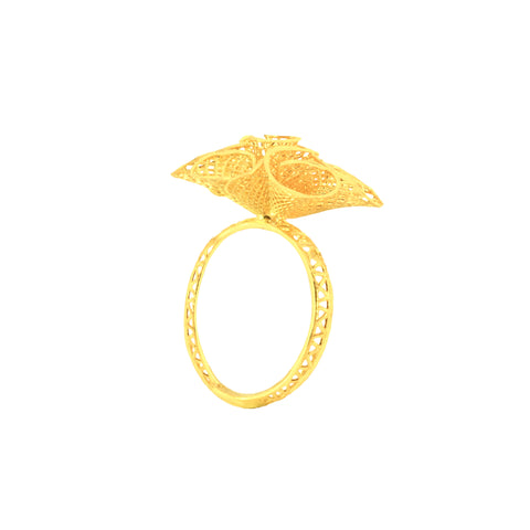 22k Yellow Gold Fancy Flower Ring in size 7 and total gold weight of 3.05g