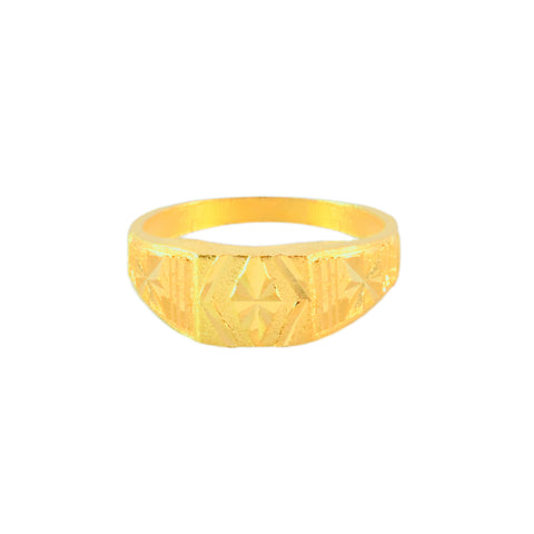 22k Yellow Gold Baby Ring in size 3 and total gold weight of 2.31g