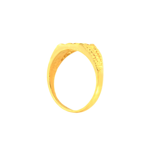 22k Yellow Gold Baby Ring in size 3.7 and total gold weight of 2.25g