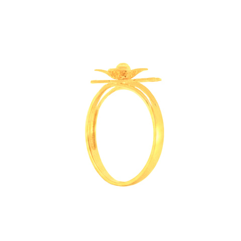 22k Yellow Gold Floral Ring in size 8.5 and total gold weight of 2.83g