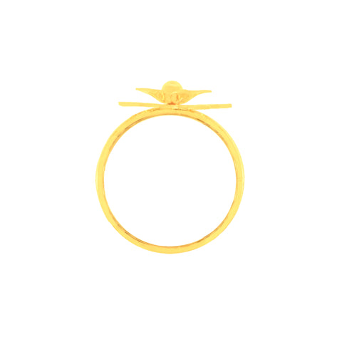 22k Yellow Gold Floral Ring in size 8.5 and total gold weight of 2.83g
