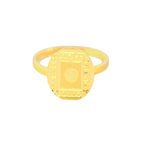 22k Yellow Gold Baby Ring in size 2 and total gold weight of 1.04g