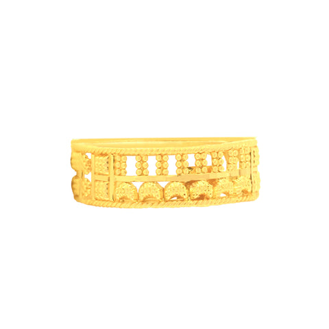 22k Yellow Gold Fancy Band Ring in size 5 and total gold weight of 3.5g