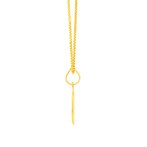 22K Yellow Gold Initial M Pendant with gold weight of 2.01g