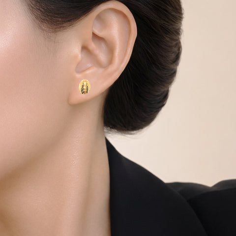 22k Yellow Gold Stud Medium Earrings with gold weight of 1.92g