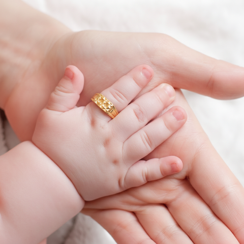 22k Yellow Gold Baby Ring in size 3.7 and total gold weight of 2.25g