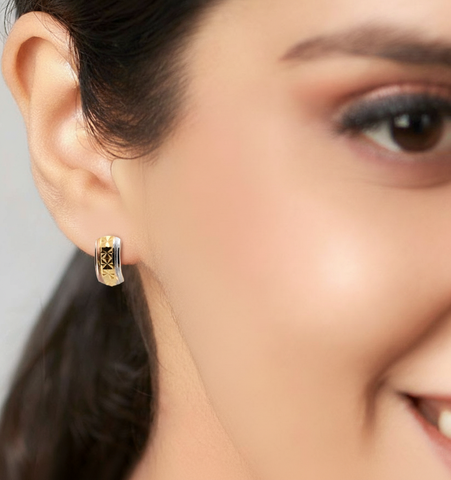 22k Three-Tone Gold Hoop Medium Earrings with gold weight of 1.89g