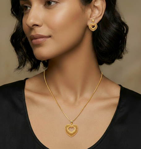 22K Yellow Gold Heart Pendant and Earrings Set