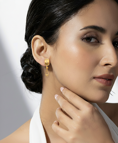 22k Yellow Gold Dangler Large Earrings with gold weight of 3.62g