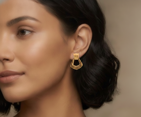 22k Yellow Gold Dangling Fancy Earrings with gold weight of 5.63g