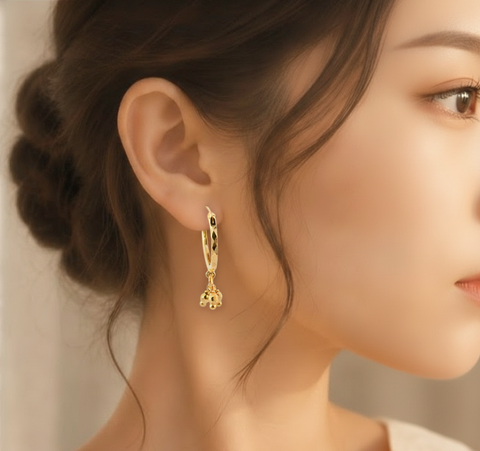 22k Yellow Gold Dangler Earrings with gold weight of 1.69g