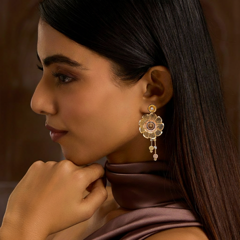 22k Three-Tone Gold Fancy Large Earrings with gold weight of 9.23g