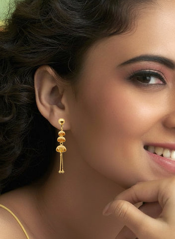 22k Yellow Gold Dangler Large Earrings with gold weight of 4.81g