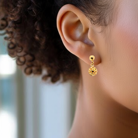 22k Yellow Gold Dangler Large Earrings with gold weight of 2.36g