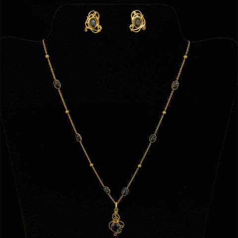 22K Gold Elegant Sapphire Necklace and Earring Set