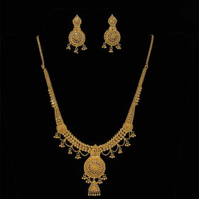 22K Gold Regal South Indian Necklace and Earring Set