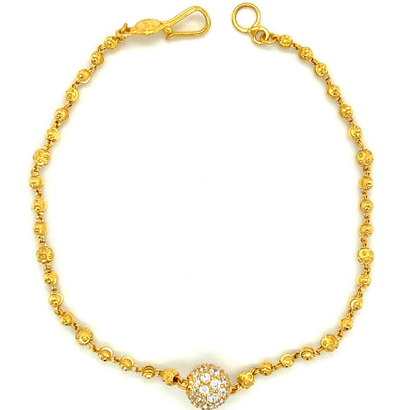 Simple,beautiful charm bracelet in 22kt gold #22ktgold #bracelets  Gold  jewelry fashion, Gold jewellery design necklaces, Gold bracelet